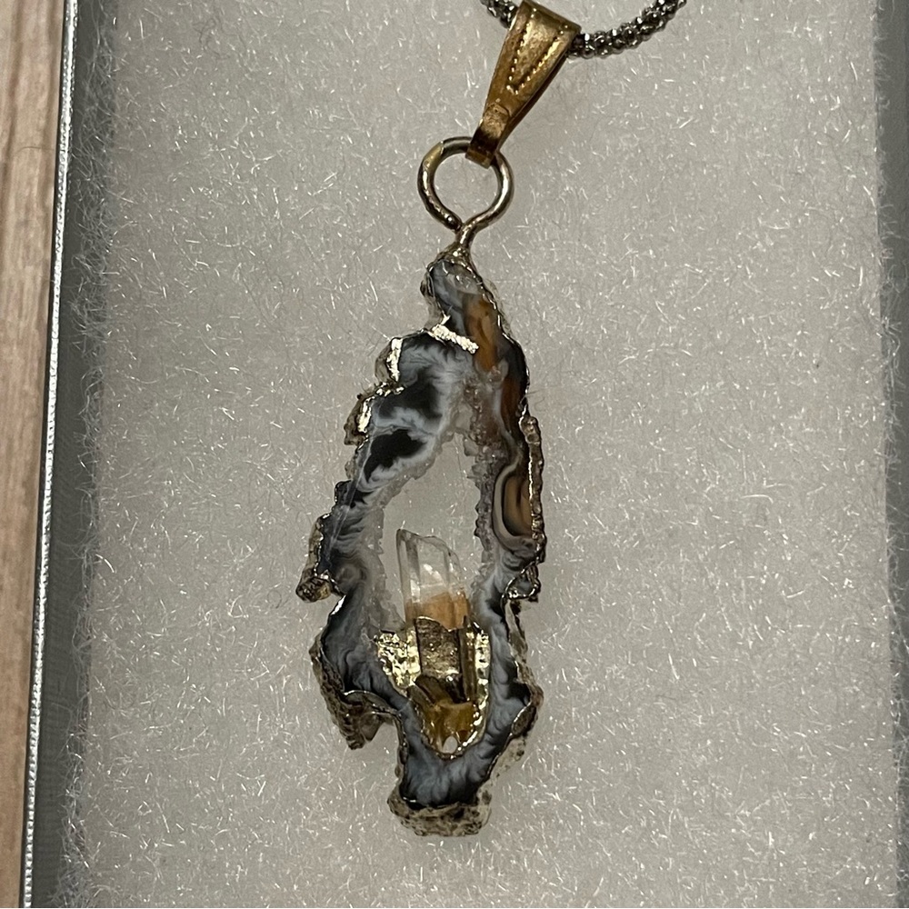 ❤️HOST PICK❤️ NWOT Sterling Silver With Fort Agate Drop Pendant Necklace